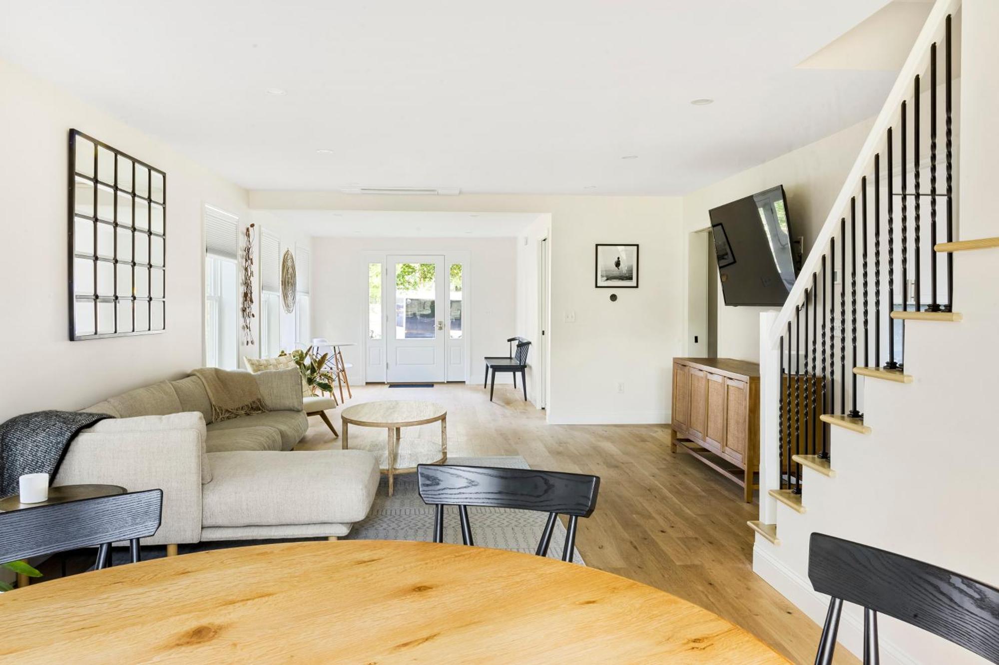 Bright 4Br Beach House, Pine Point Perfection スカボロー エクステリア 写真