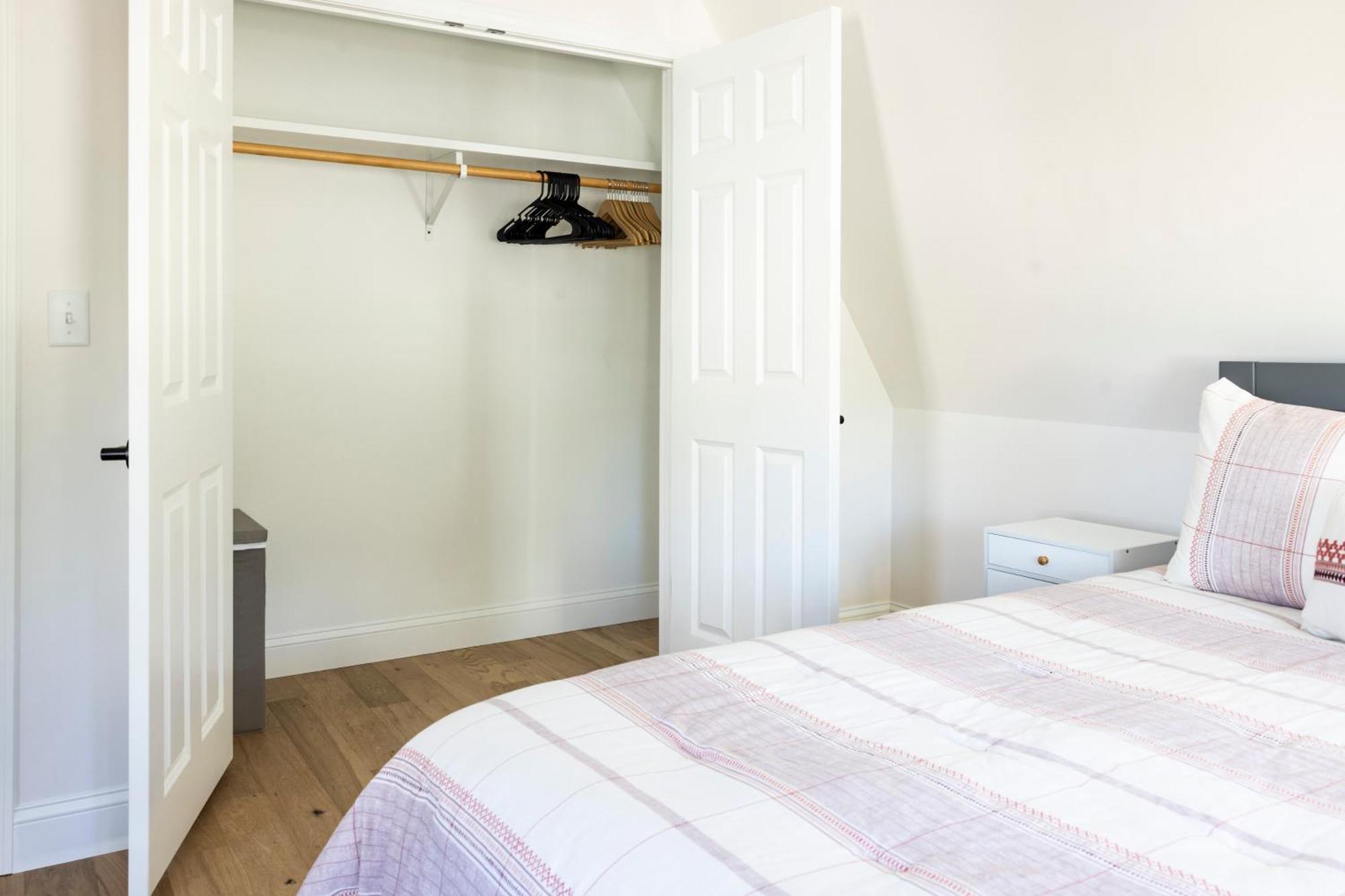 Bright 4Br Beach House, Pine Point Perfection スカボロー エクステリア 写真